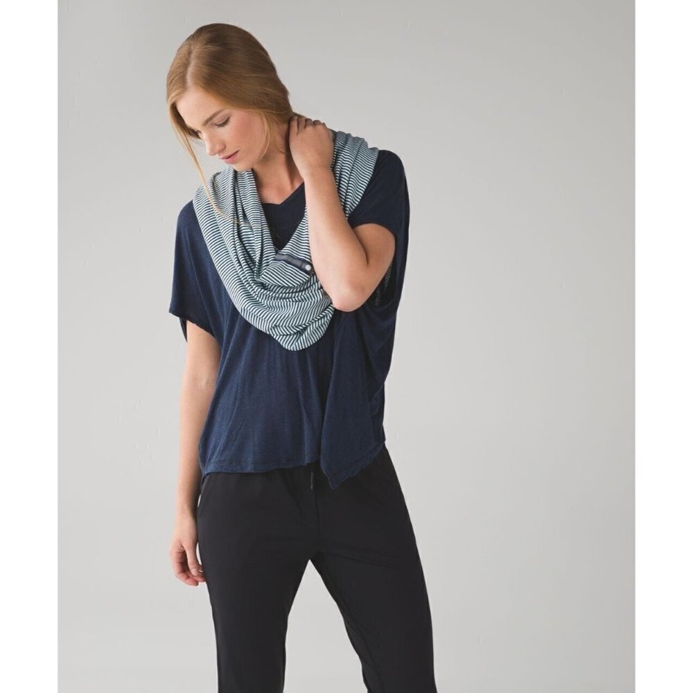Lululemon Vinyasa Scarf Hyper Stripe Sea Mist Hero Blue Stripe Wrap Stretch Snap - Picture 6 of 7